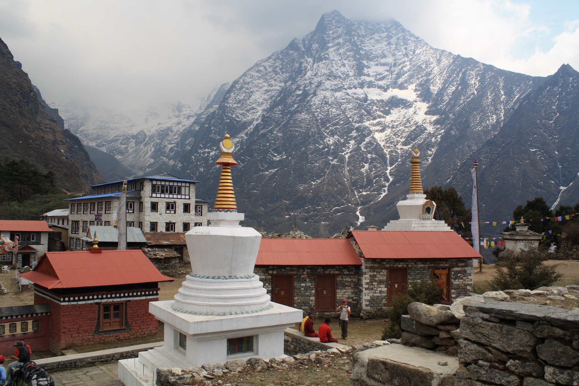 Mani Rimdu festival trek