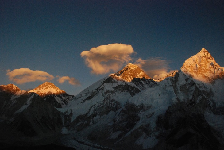 Amazing sunset Everest from Kalapatthar