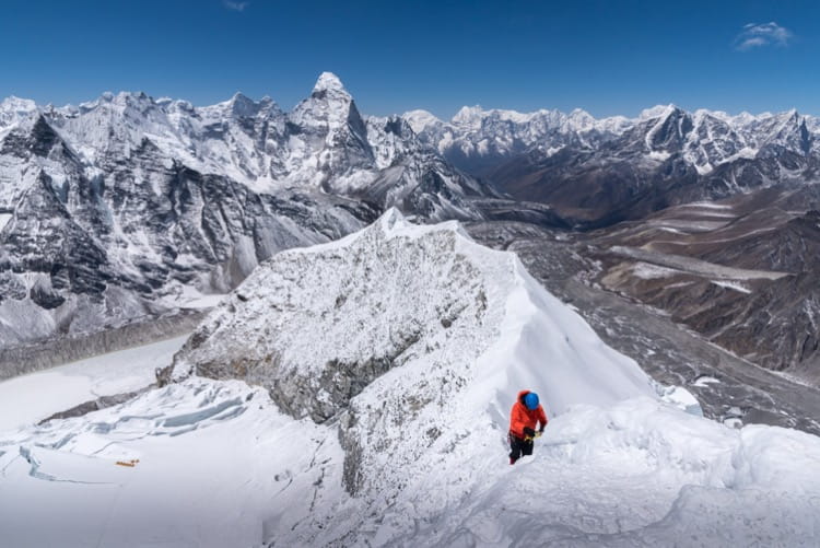 island peak climbing