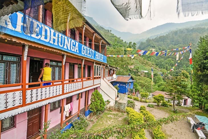 tikhe dhunga guest house