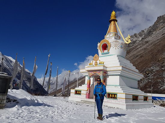 kyanjin gompa tamang heritage trek