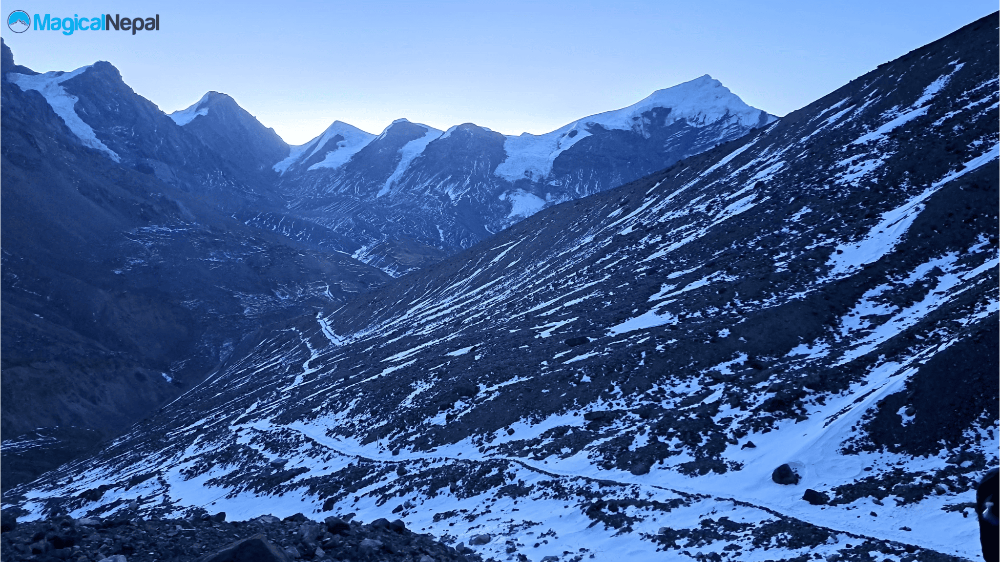 Thorong la pass way Annapurna circuit