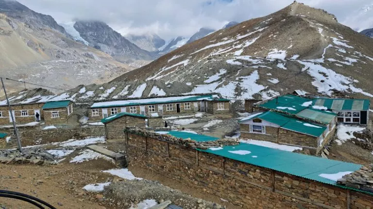high camp During Annapurna circuit trek