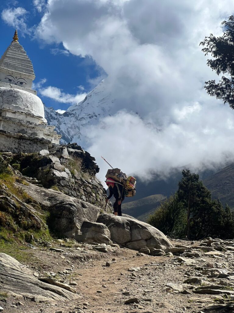 Small gumba on the way to Everest